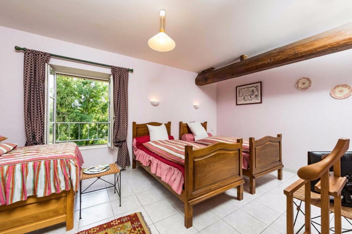 Jolie Vache Deguisee En Fleurs, Chambre D'Hote A Soulosse Номер фото